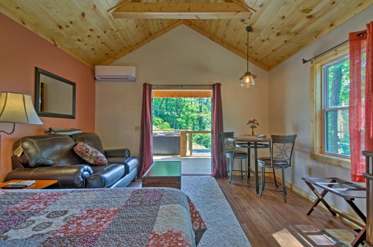 Bryson City Studio With Hot Tub - Near Nantahala! Eksteriør bilde